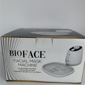 Facial Mask Machine - White